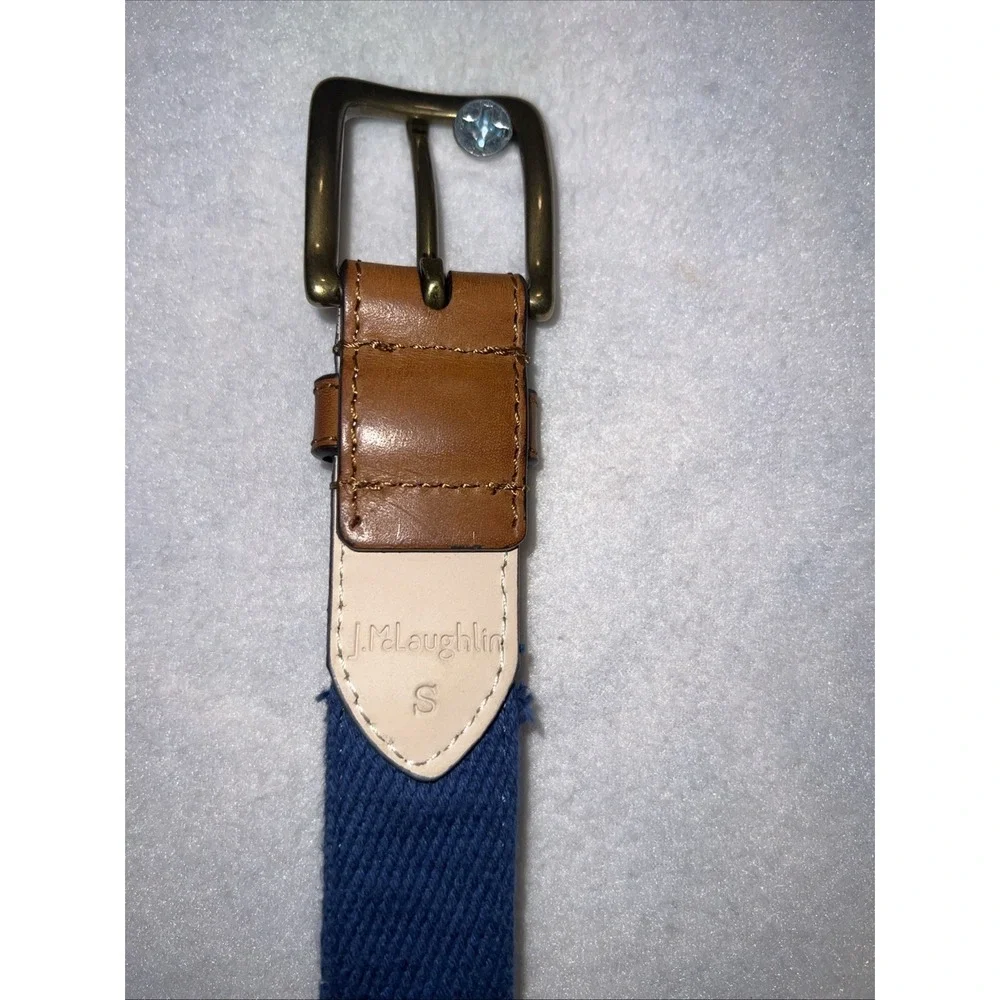 J. McLaughlin Size Small Navy Boat Belt Embroidered Youth  WOW !!!‎